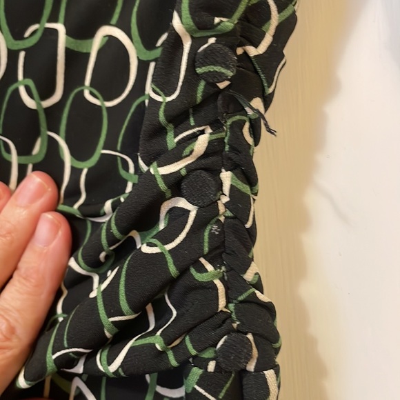 EUC Ann Taylor dress size 6 chain pattern with green, beige and black. - Picture 4 of 4